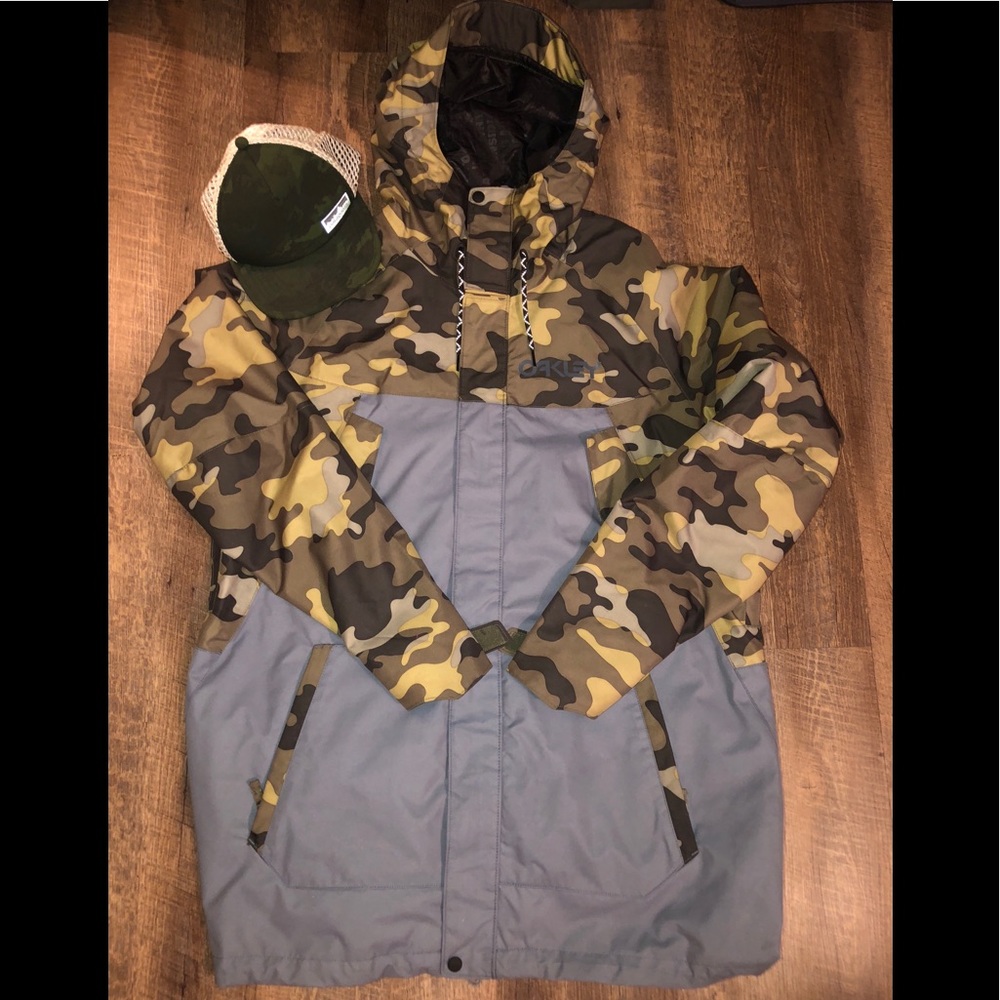 Men’s Oakley Special edition snowboard jacket